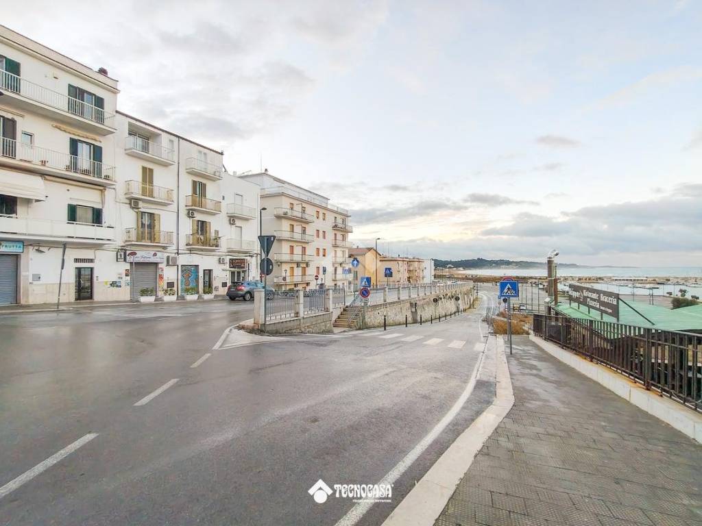 Immobile a Vieste in Commerciale Lungomare Europa, 1 - Foto 3