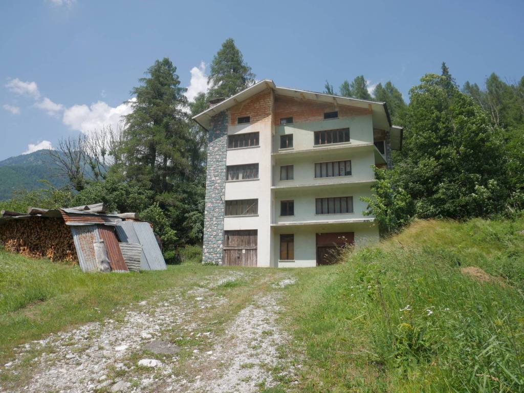 Palazzo / stabile a Val di zoldo in Strada Provinciale della Val di Zoldo e Val Cellina - Foto 3