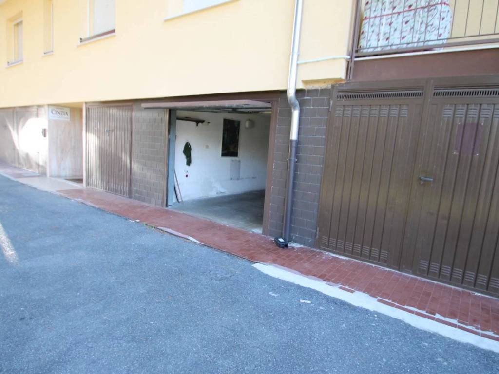 Box / garage a Borghetto santo spirito in Via Tevere, 17 - Foto 3