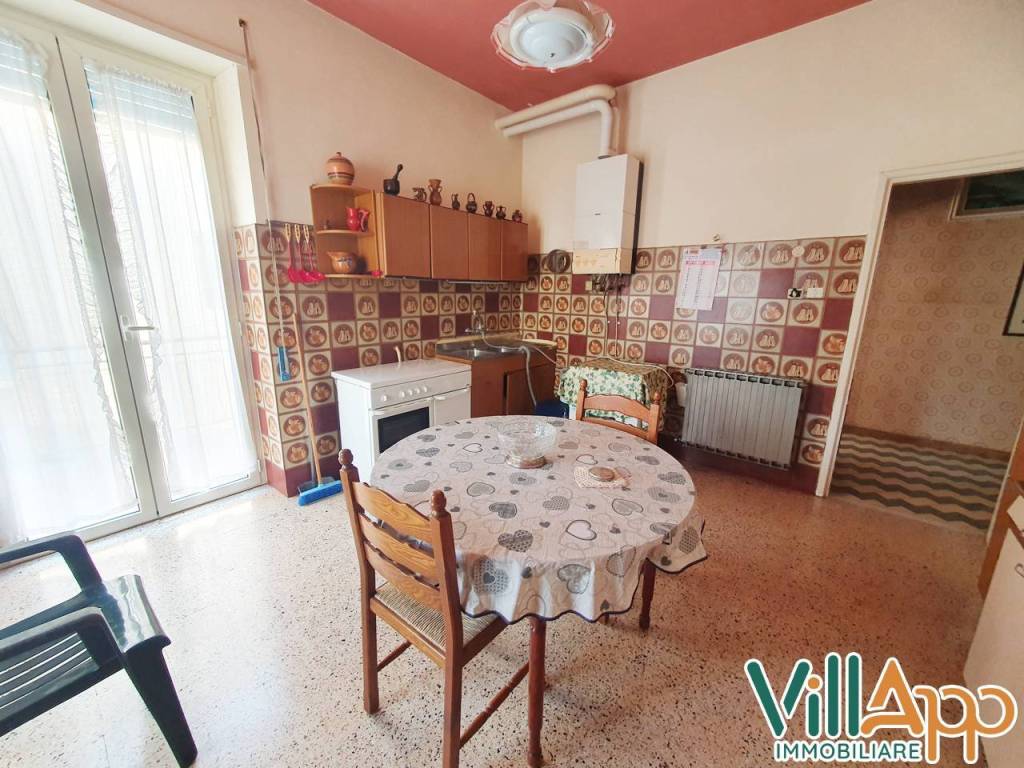 Appartamento a Fondi in Via Bettino Ricasoli, 17 - Foto 3