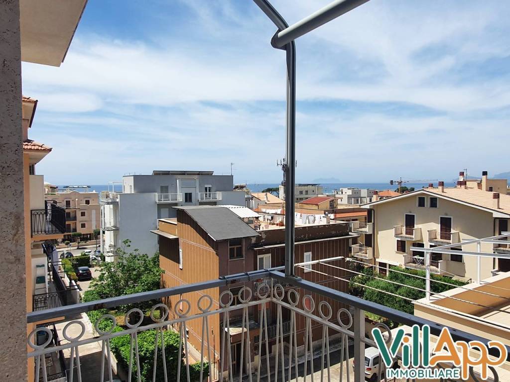 Appartamento a Sperlonga in Via Cristoforo Colombo, 5 - Foto 2