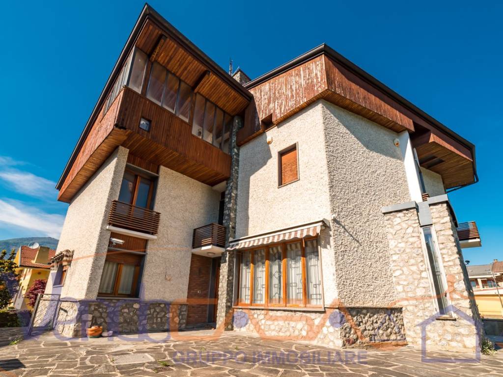 Villa a Dronero in Viale Sarrea, 52 - Foto 3