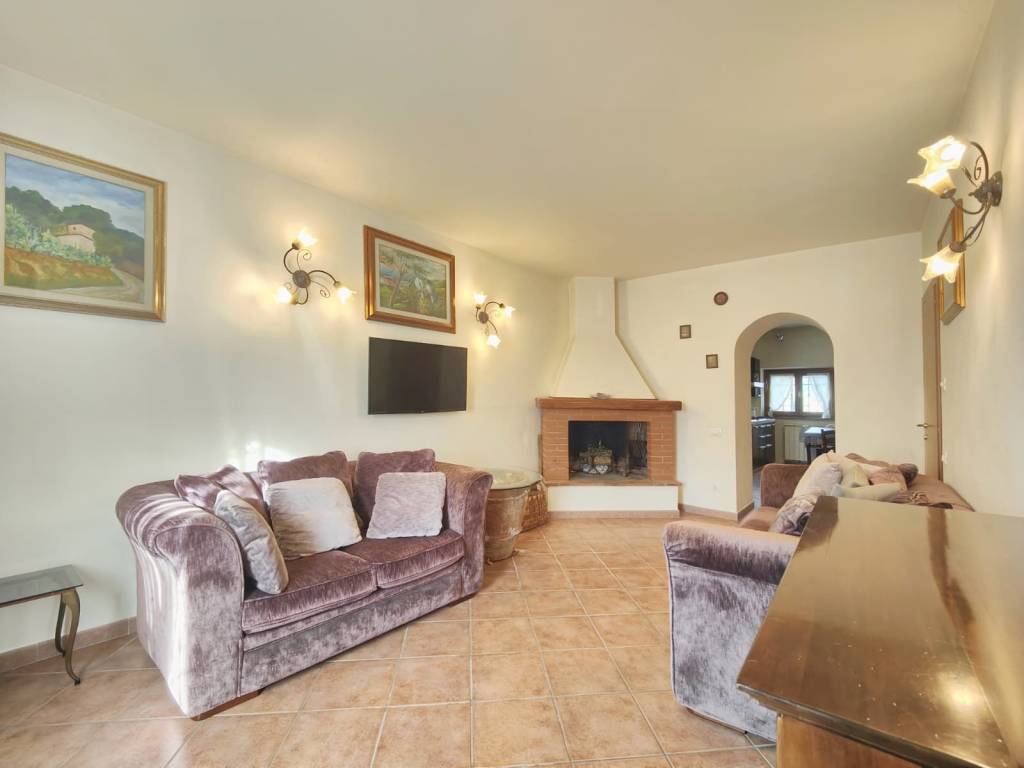 Casa indipendente a Quarrata in Via Galigana - Foto 4