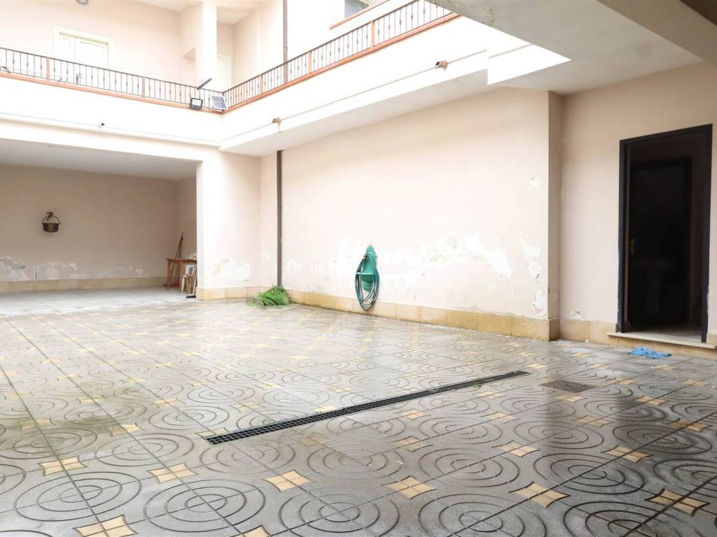 Palazzo / stabile a San cipriano d'aversa in Via Luigi Caterino, 52 - Foto 3