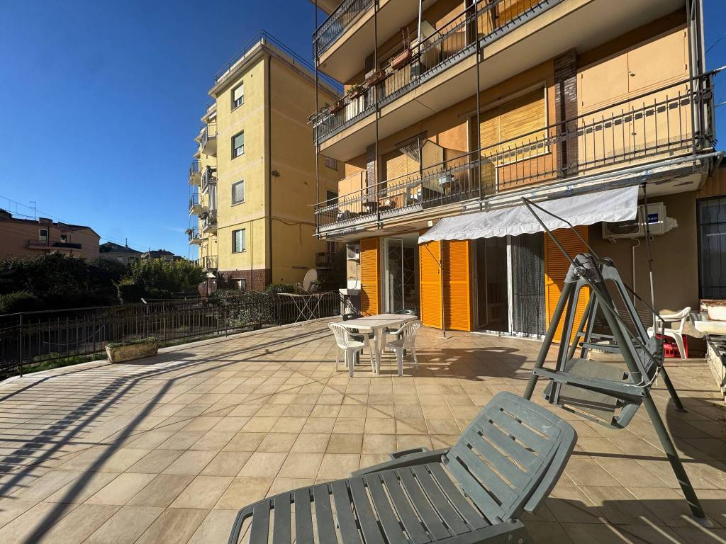 Appartamento a Loano in Via Aurelia, 40 - Foto 3