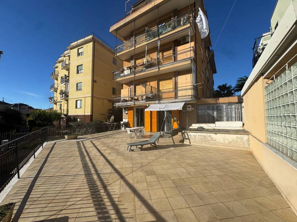 Appartamento a Loano in Via Aurelia, 40 - Foto 4