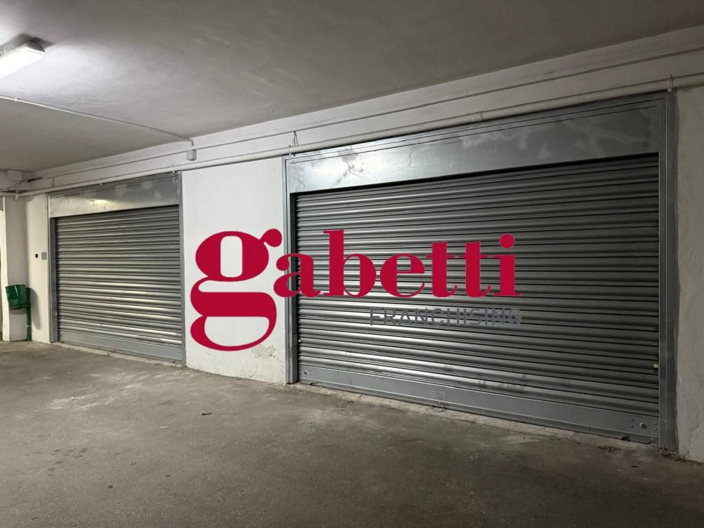 Box / garage a San nicola la strada in Via Grotta, 41 - Foto 2