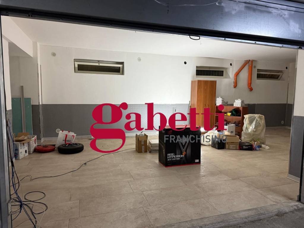 Box / garage a San nicola la strada in Via Grotta, 41 - Foto 5