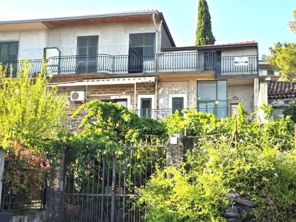 Appartamento a Ragalna in Via Paternò - Foto 4