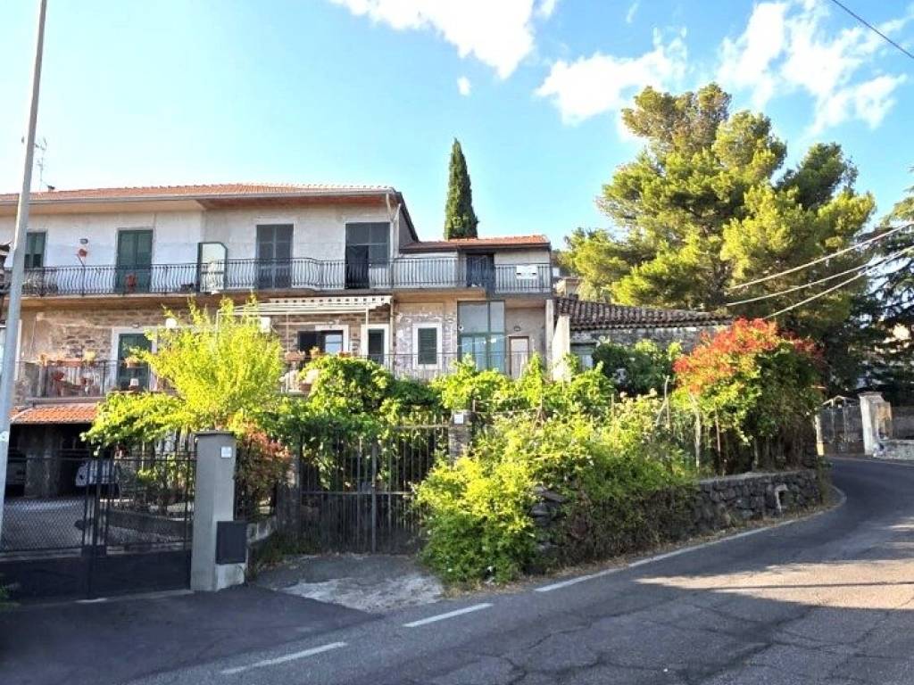 Appartamento a Ragalna in Via Paternò - Foto 5