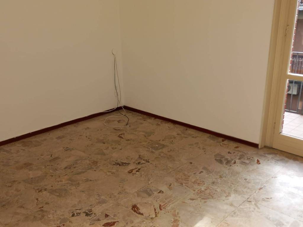 Appartamento a Cremona in Via Belgiardino - Foto 4