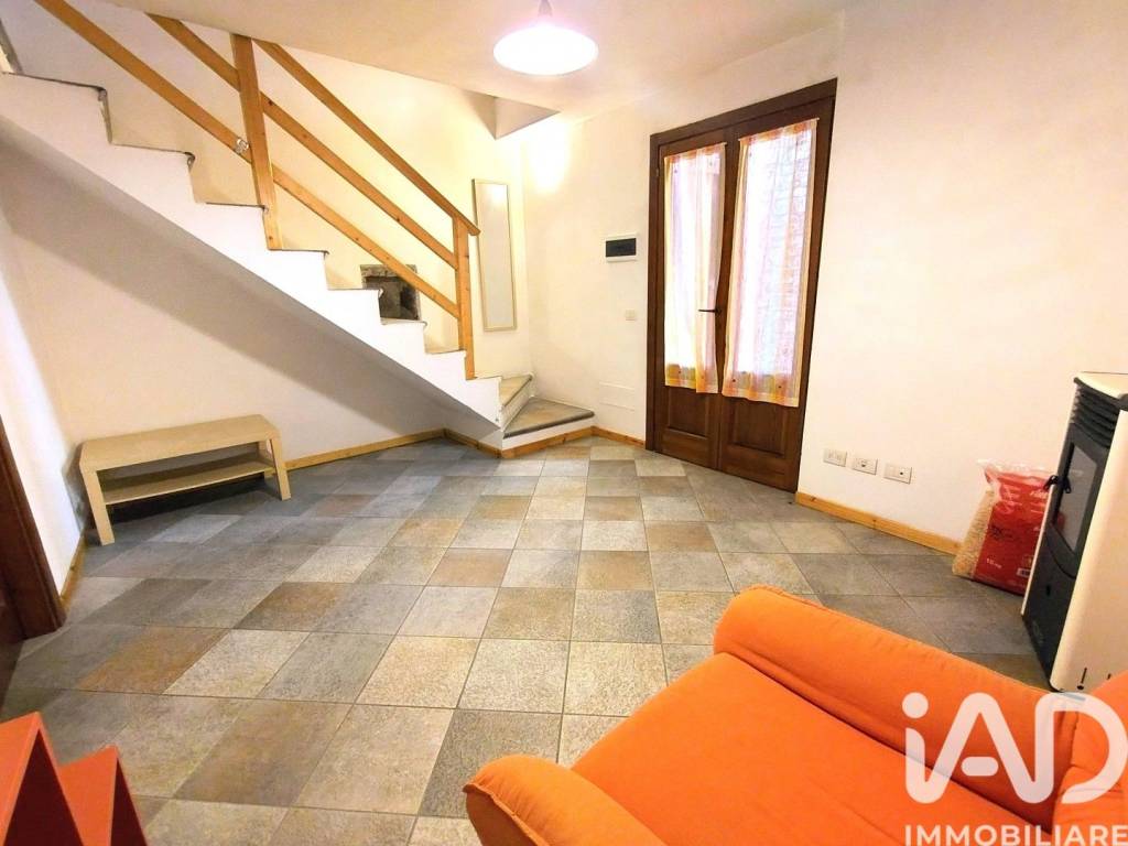 Casa indipendente a Ghiffa in Via PALESTRO, 10 - Foto 2