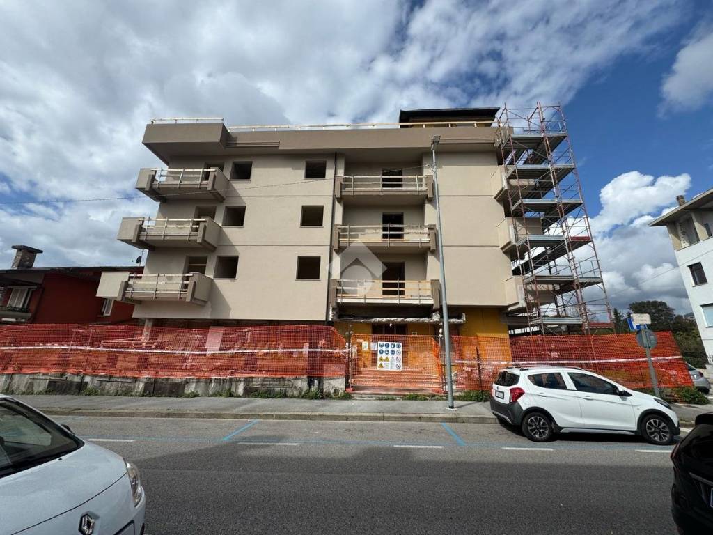 Appartamento a Montecatini-terme in via Montebello, 11 - Foto 4