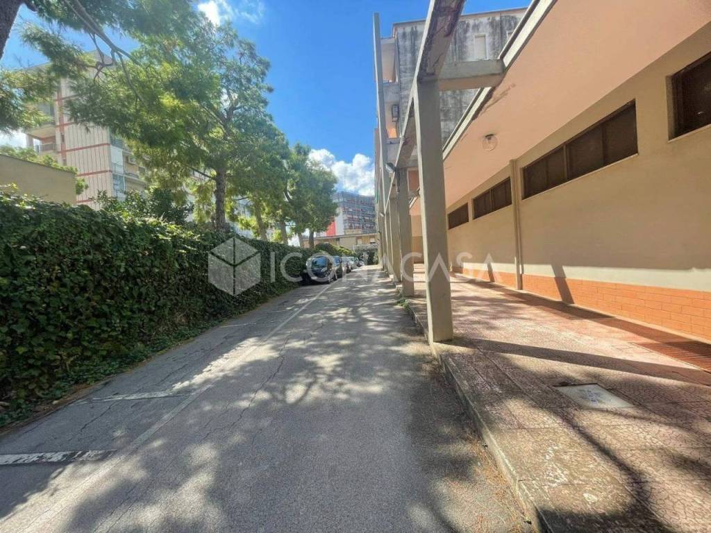 Box / garage a Bari in Viale Japigia - Foto 3