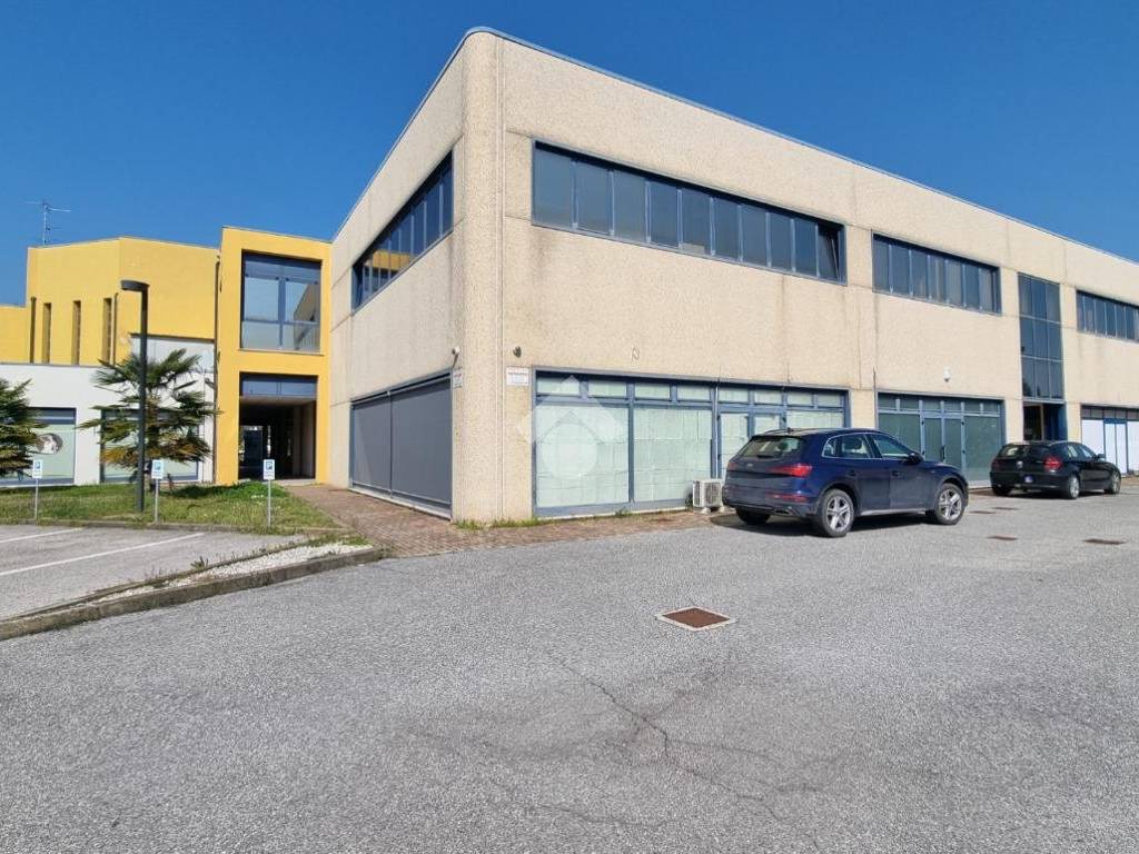 Box / garage a Bagnolo san vito - Foto 3