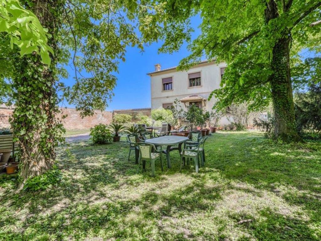 Villa a Guarda veneta in Via 25 Aprile, 555 - Foto 3
