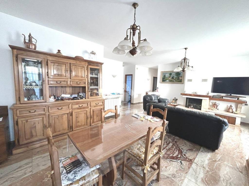 Villa a Serra riccò in Via Liquara, 10 - Foto 4