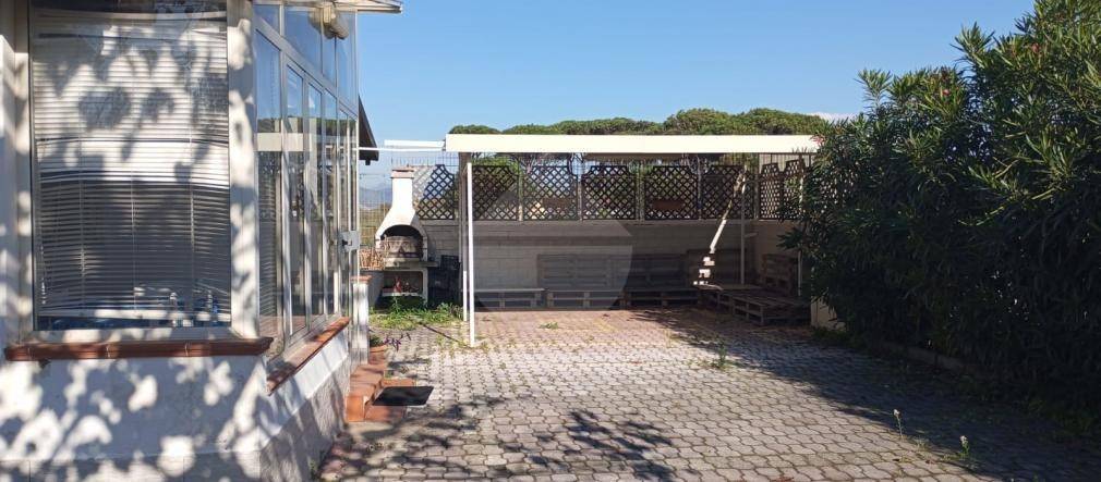 Villa a Minturno in VIA BETTINO CRAXI, 26 - Foto 2