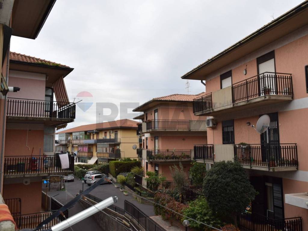 Appartamento a Mascalucia in Via Giorgio la Pira, 12 - Foto 4