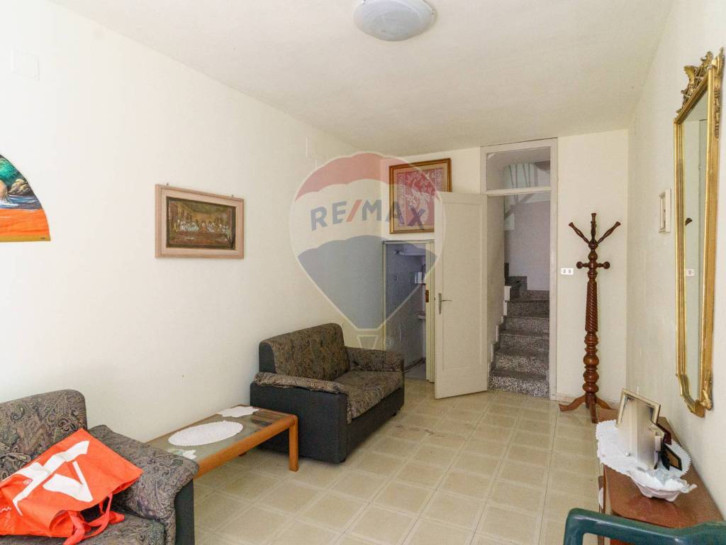 Casa indipendente a Carlentini in Via C. Colombo - Foto 2