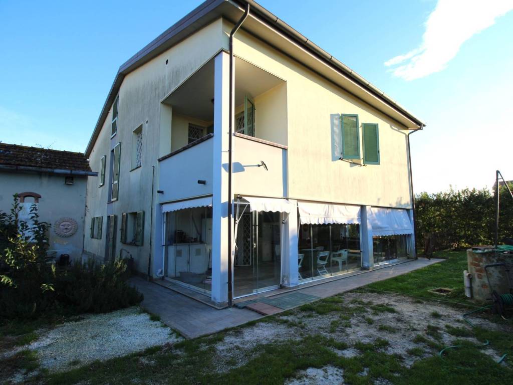 Villa a San giuliano terme in Via delle Rose, 7 - Foto 2