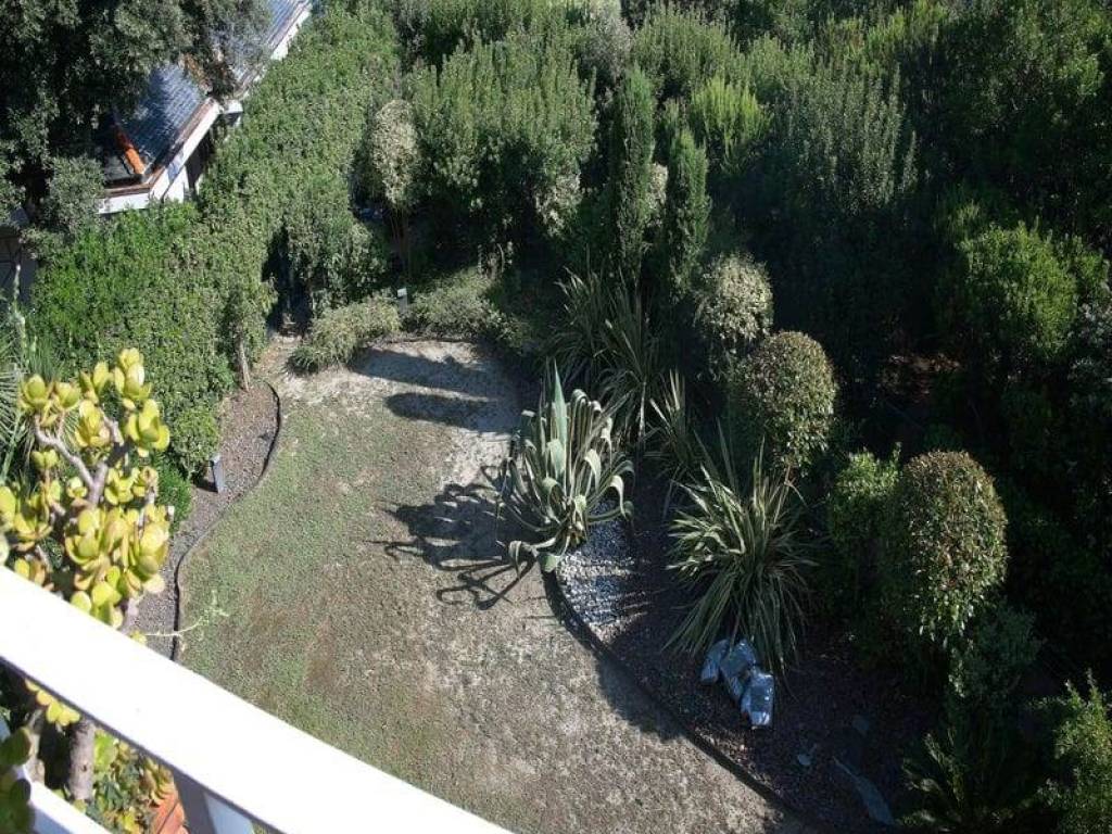 Appartamento a Arenzano in Via Punta del Gabbiano - Foto 3