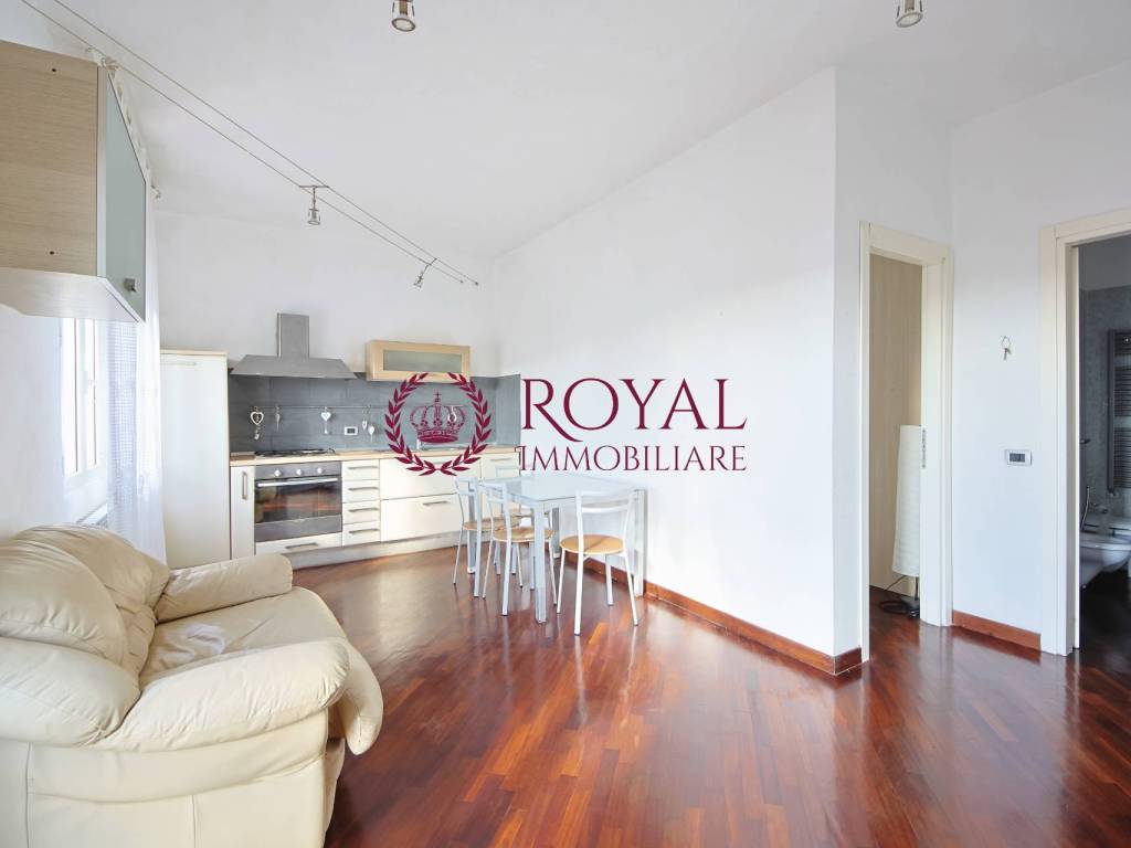 Appartamento a Livorno in Via Roma, 273 - Foto 2