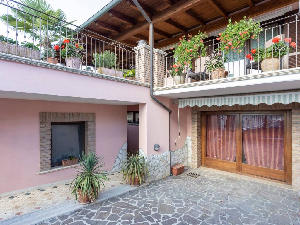 Villa a Avezzano in Via Da Monte - Foto 5