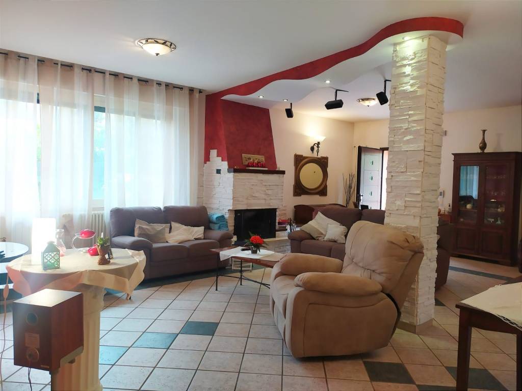 Appartamento a Città sant'angelo in Via Leonardo Petruzzi, 34 - Foto 5