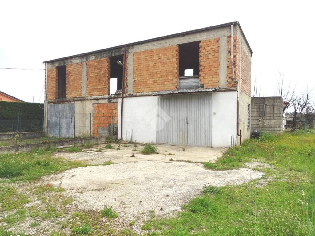 Rustico / casale a Castrovillari in Via Sant'Agata D'esaro - Foto 4