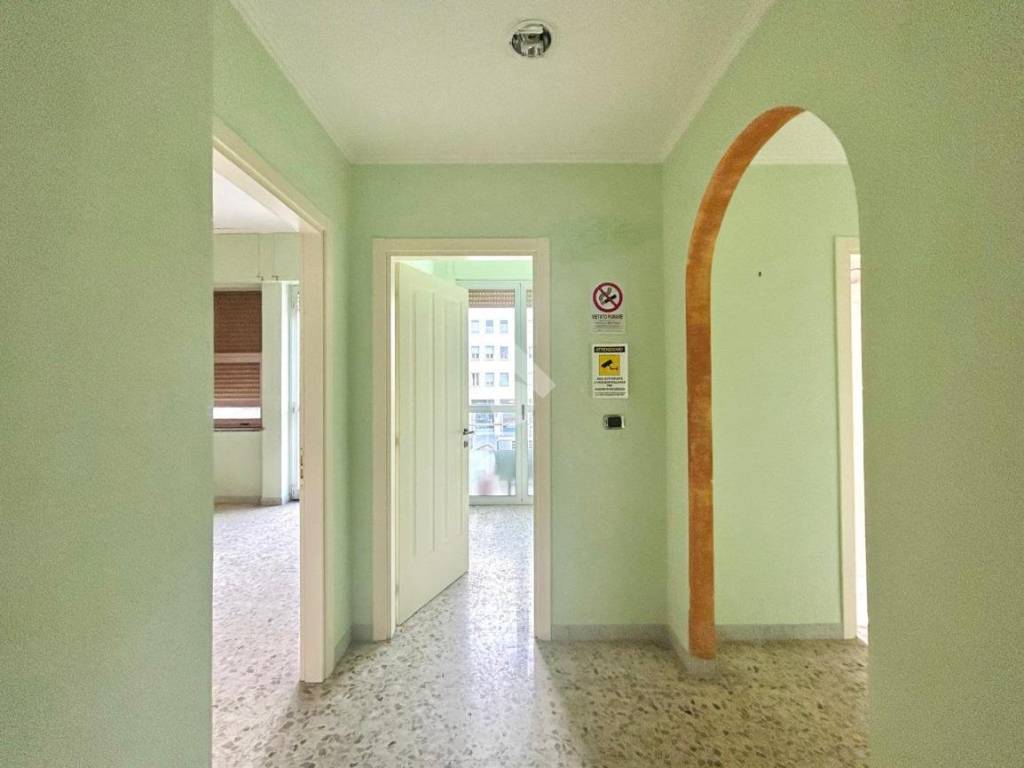 Appartamento a Cosenza in Piazza dei Bruzi, 5 - Foto 3