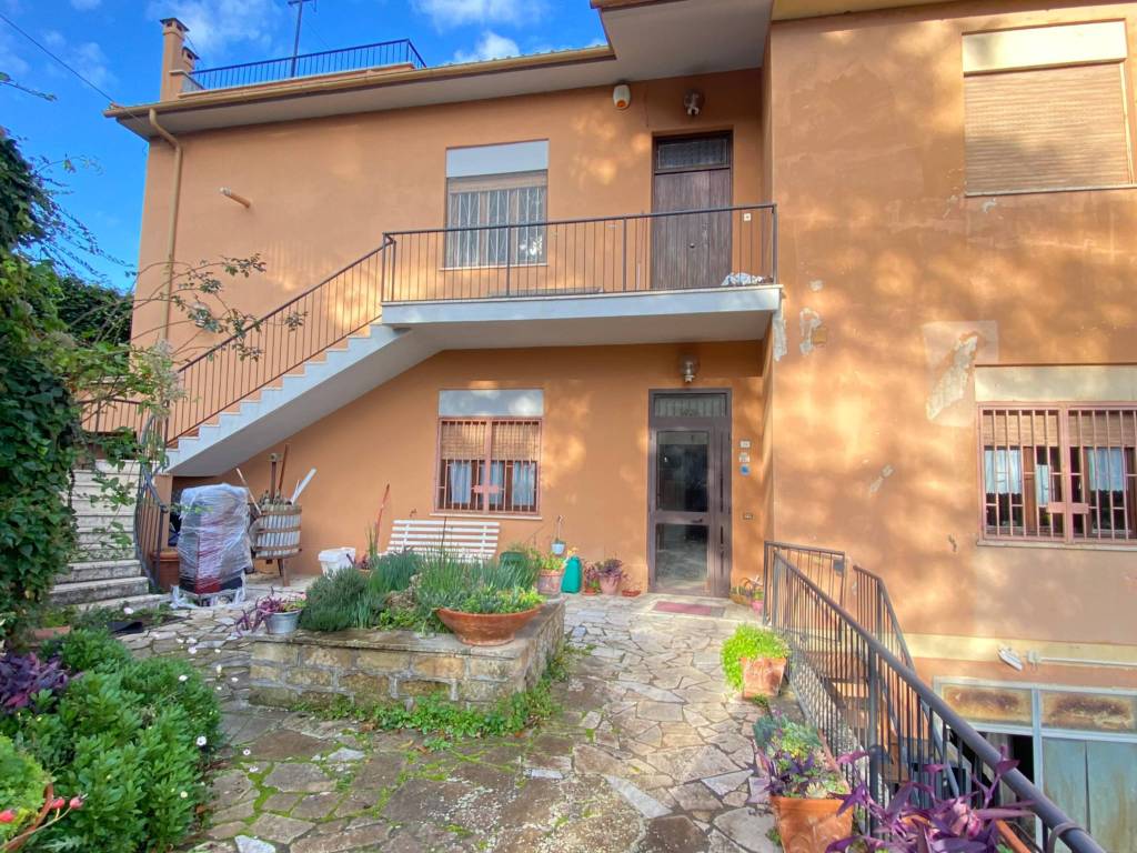 Appartamento a Monte porzio catone in Via Monte Compatri - Foto 2