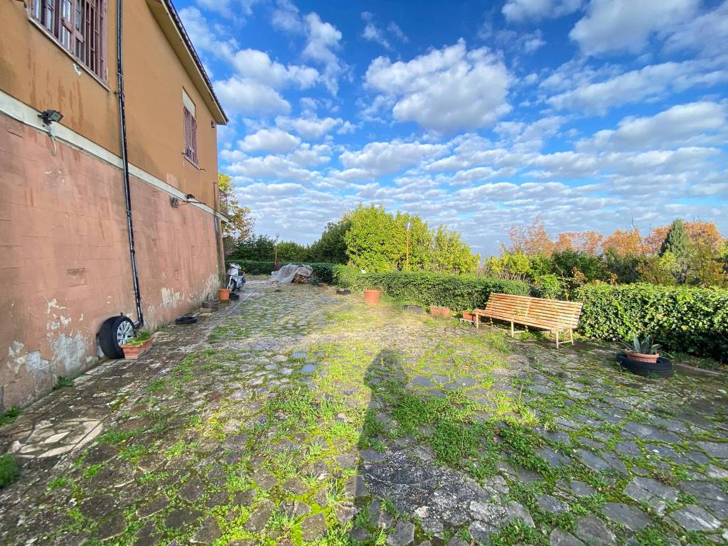 Appartamento a Monte porzio catone in Via Monte Compatri - Foto 4