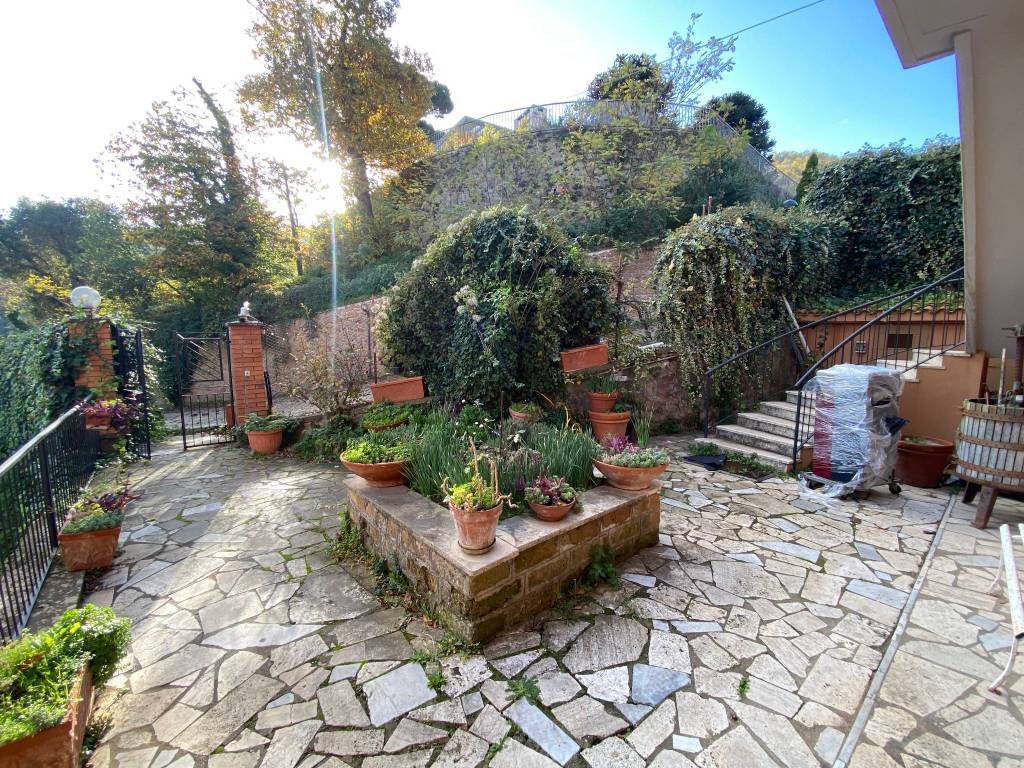 Appartamento a Monte porzio catone in Via Monte Compatri - Foto 5