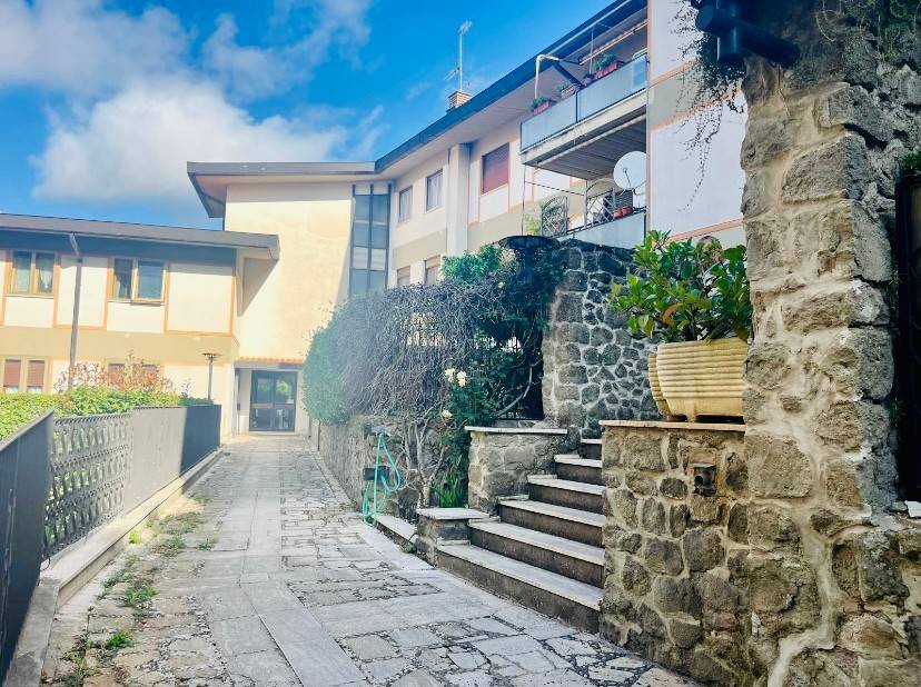 Appartamento a Marino in Via Vecchia di Grottaferrata - Foto 2