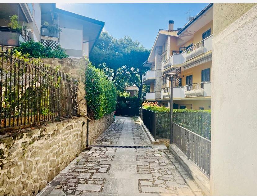 Appartamento a Marino in Via Vecchia di Grottaferrata - Foto 3