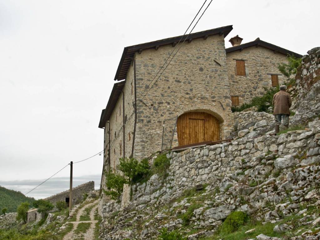 Rustico / casale a Spoleto in Località Catinelli - Foto 2