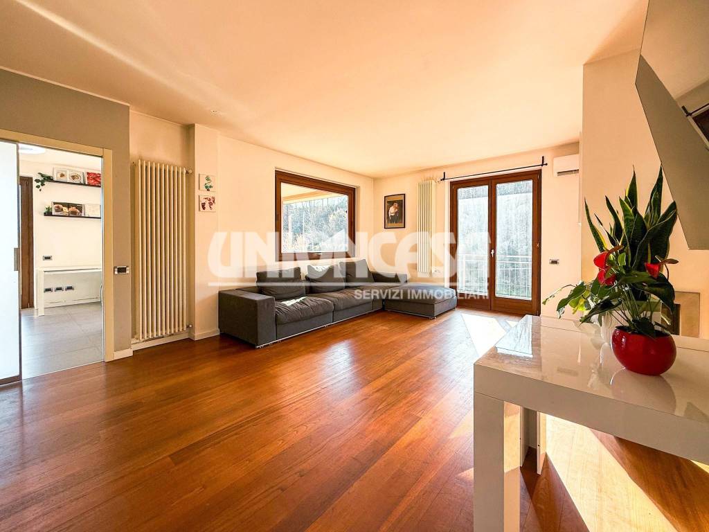 Appartamento a Cantù in Via Indipendenza - Foto 3