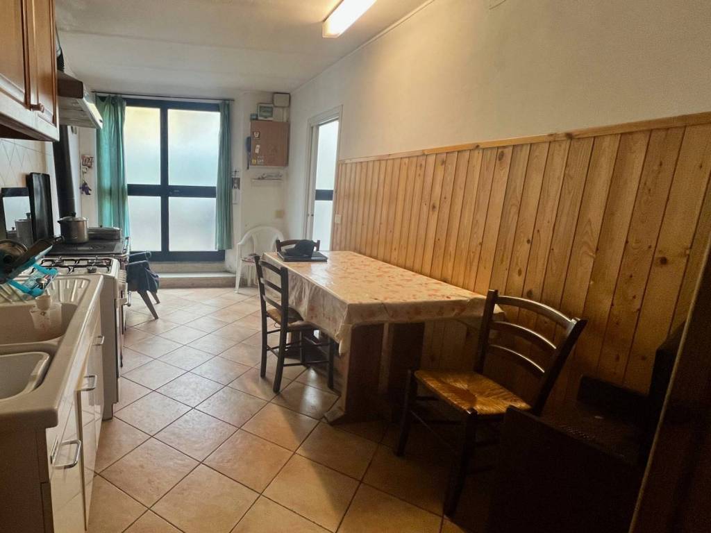 Casa indipendente a Montelupo fiorentino in Piazza Vittorio Veneto - Foto 2