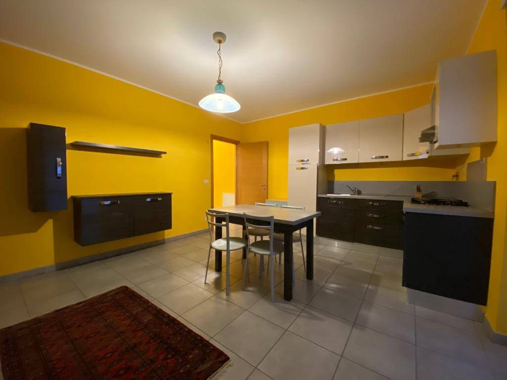 Appartamento a Castiglione falletto in Via Alba Barolo - Foto 3