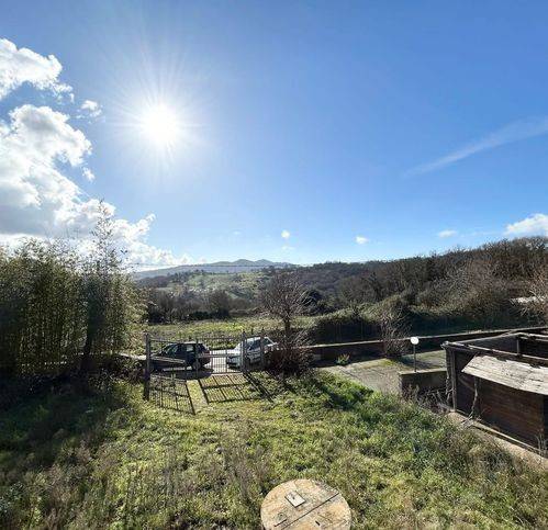 Rustico / casale a Tolfa in Via Lizzera - Foto 2