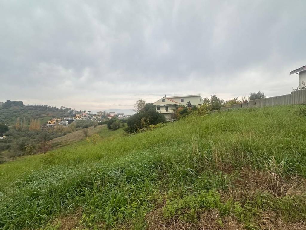 Terreno a Montesilvano in Via Fonte dell'Abbazia - Foto 2