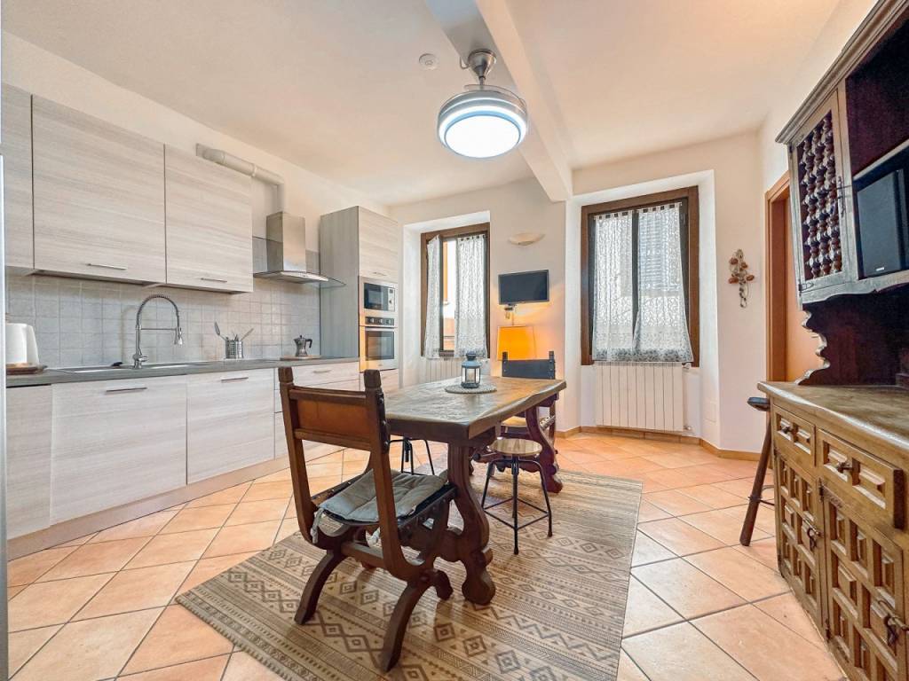 Appartamento a Verbania in Via Antonio Cantova, 3 - Foto 4