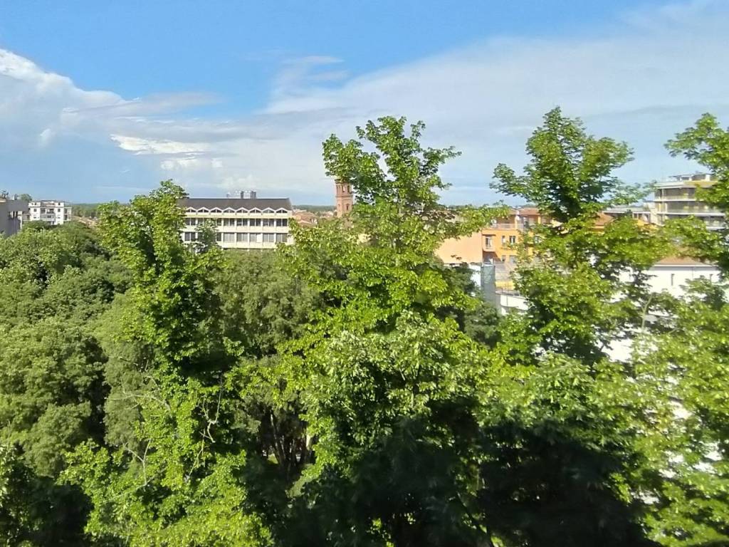 Appartamento a Ferrara in Via Mario Poledrelli - Foto 3