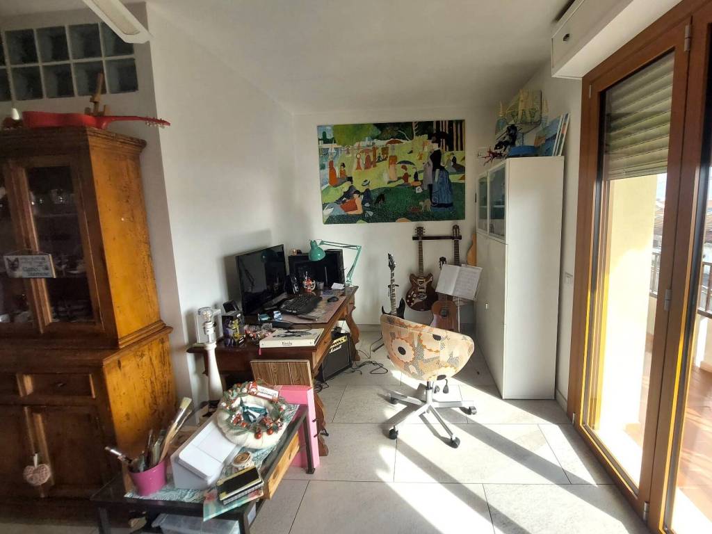 Appartamento a Montemurlo in Via R. Scarpettini - Foto 3