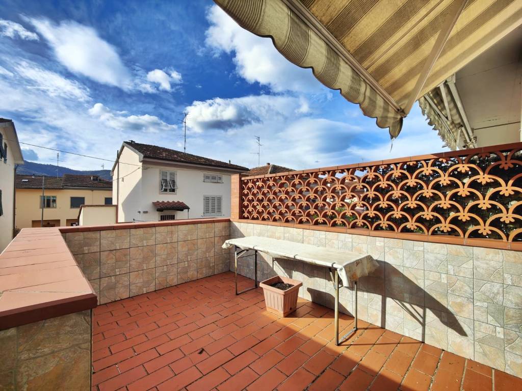 Appartamento a Quarrata in Via Giuseppe Garibaldi - Foto 2