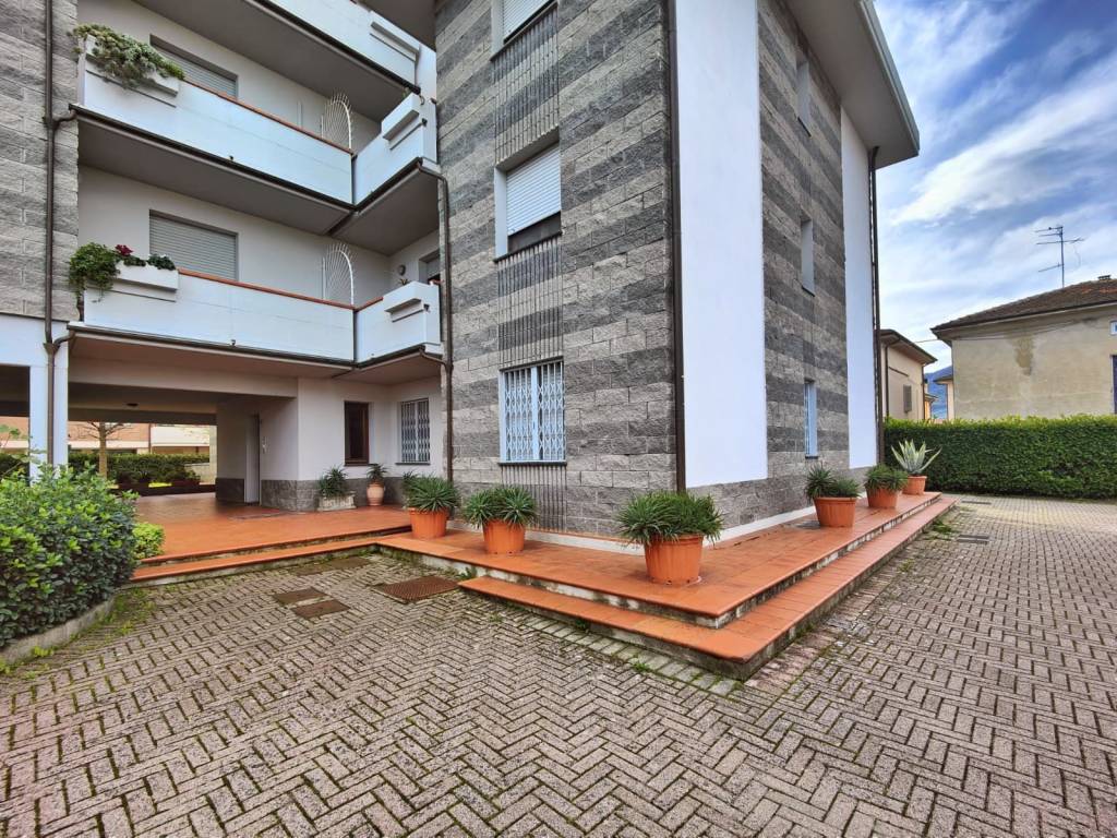 Appartamento a Quarrata in Via Giuseppe Garibaldi - Foto 3