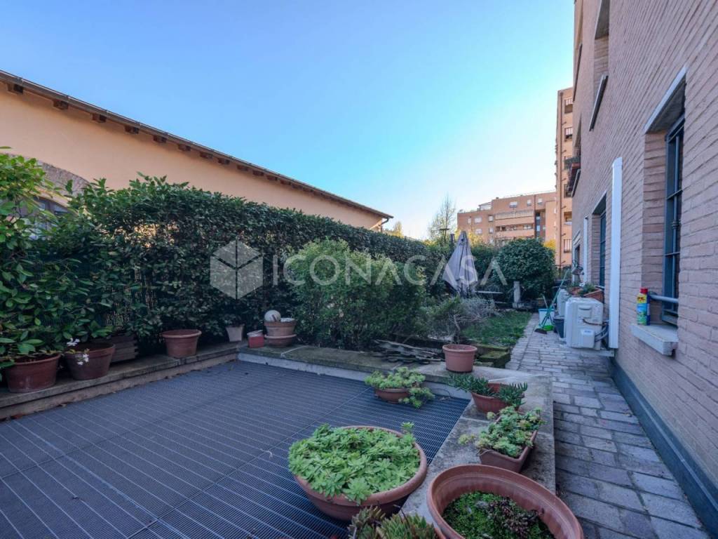 Appartamento a Casalecchio di reno in Via dei Canonici Renani - Foto 3
