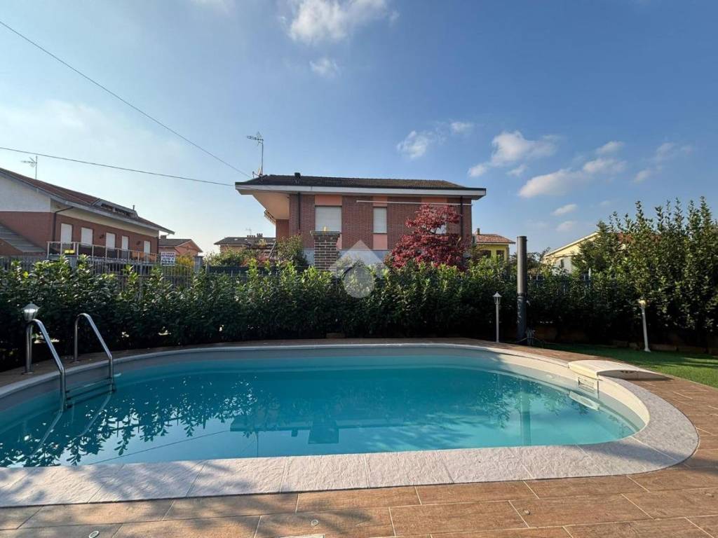 Appartamento a Leinì in Str. Fornacino, 231 - Foto 3