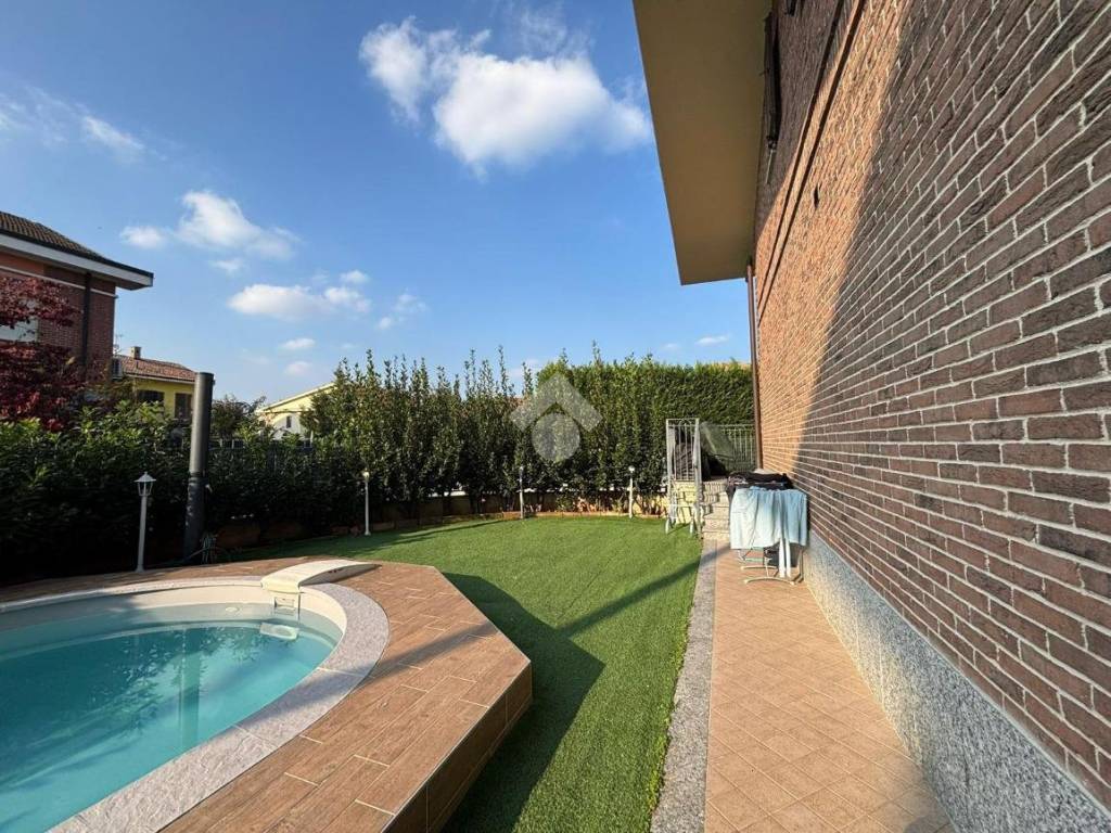 Appartamento a Leinì in Str. Fornacino, 231 - Foto 5